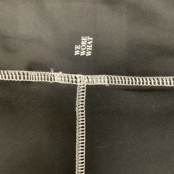 WeWoreWhat Black Leggings with White Stitching- NWT - Picture 10 of 16